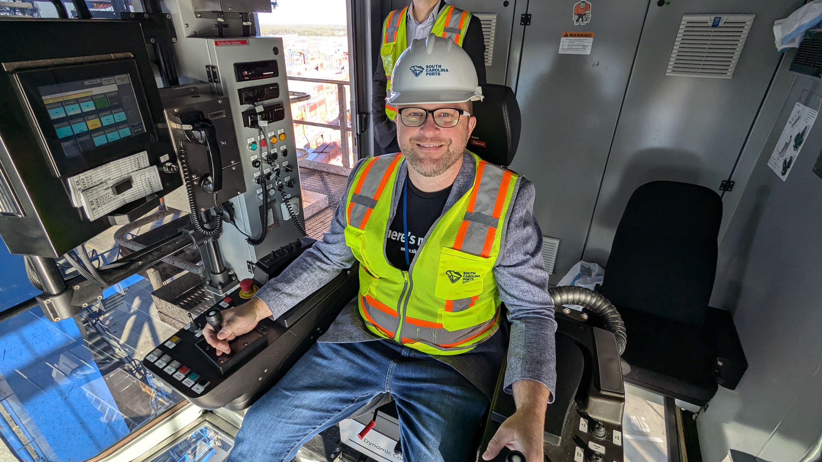 Port gantry crane — primary HoistCam deployment environment